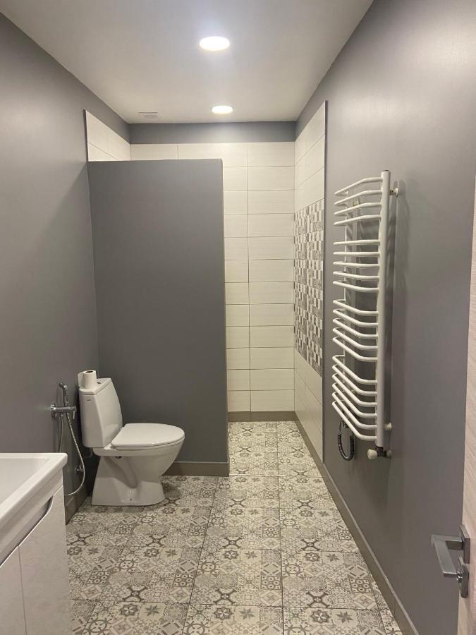 Vodna White Apartment Лвив Екстериор снимка
