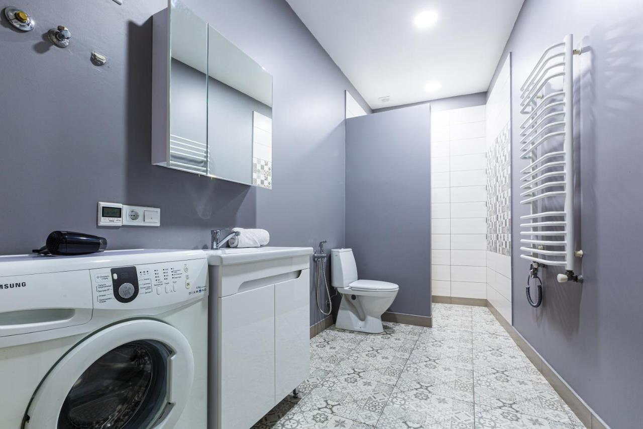 Vodna White Apartment Лвив Екстериор снимка