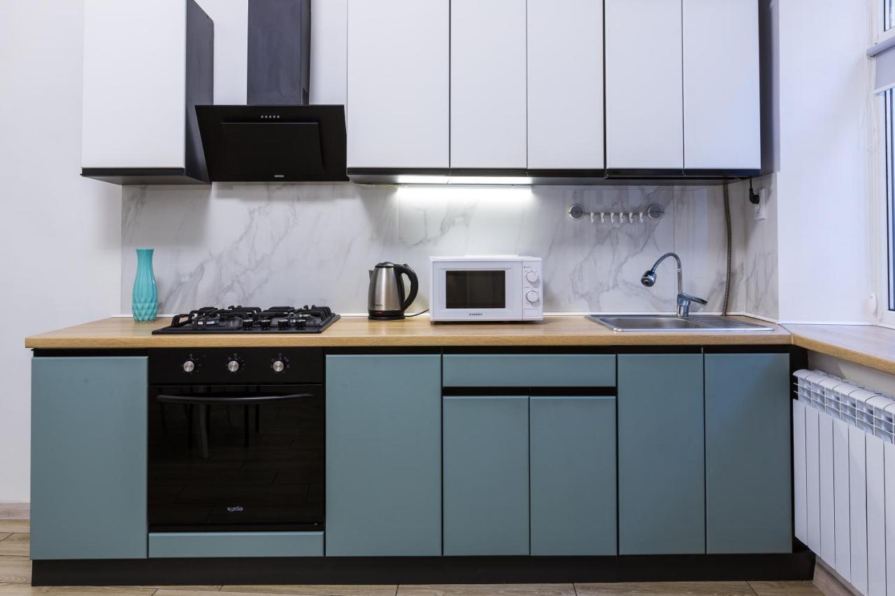 Vodna White Apartment Лвив Екстериор снимка